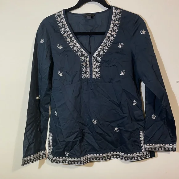 Express Top Women Small‎ Navy Blue Silver Embroidered Sequin Shirt V-neck blouse - Picture 2 of 10